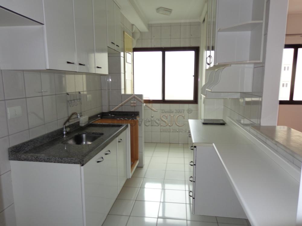 Alugar Apartamentos / Padrão em São José dos Campos R$ 2.100,00 - Foto 4