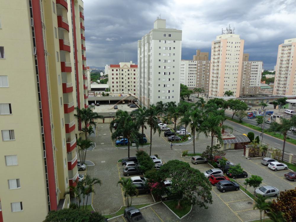 Alugar Apartamentos / Padrão em São José dos Campos R$ 1.350,00 - Foto 5
