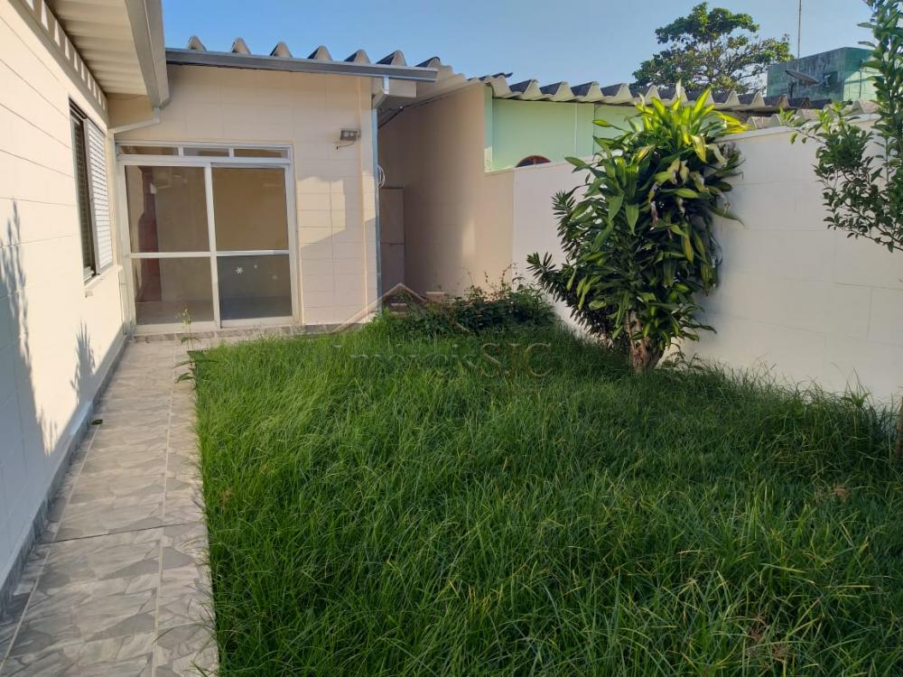 Alugar Casas / Padrão em São José dos Campos R$ 2.000,00 - Foto 13