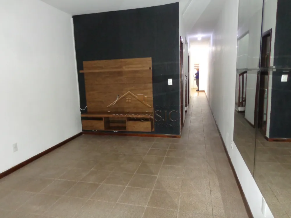 Alugar Casas / Padrão em São José dos Campos R$ 2.800,00 - Foto 3