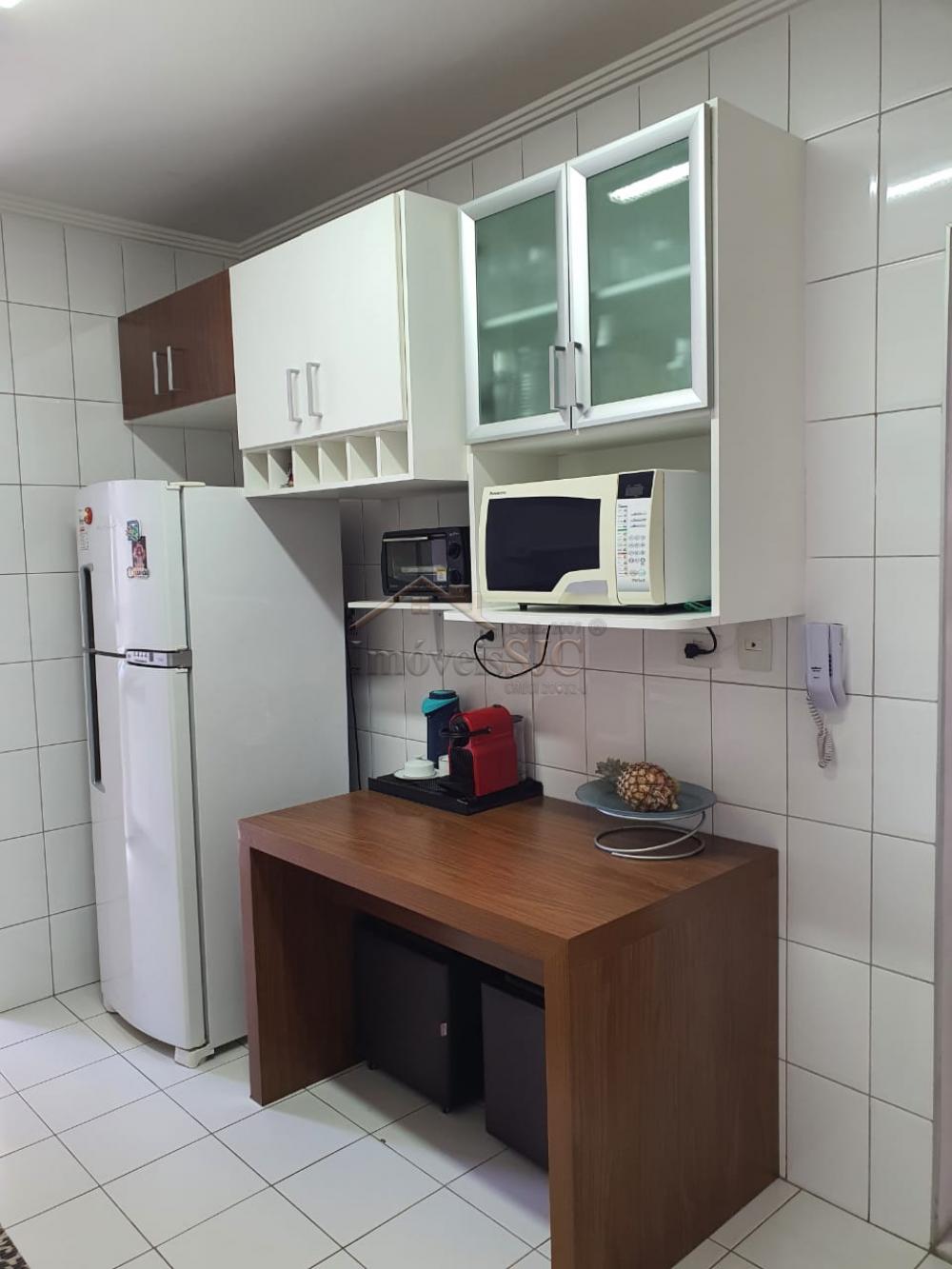 Comprar Apartamentos / Padrão em São José dos Campos R$ 750.000,00 - Foto 2