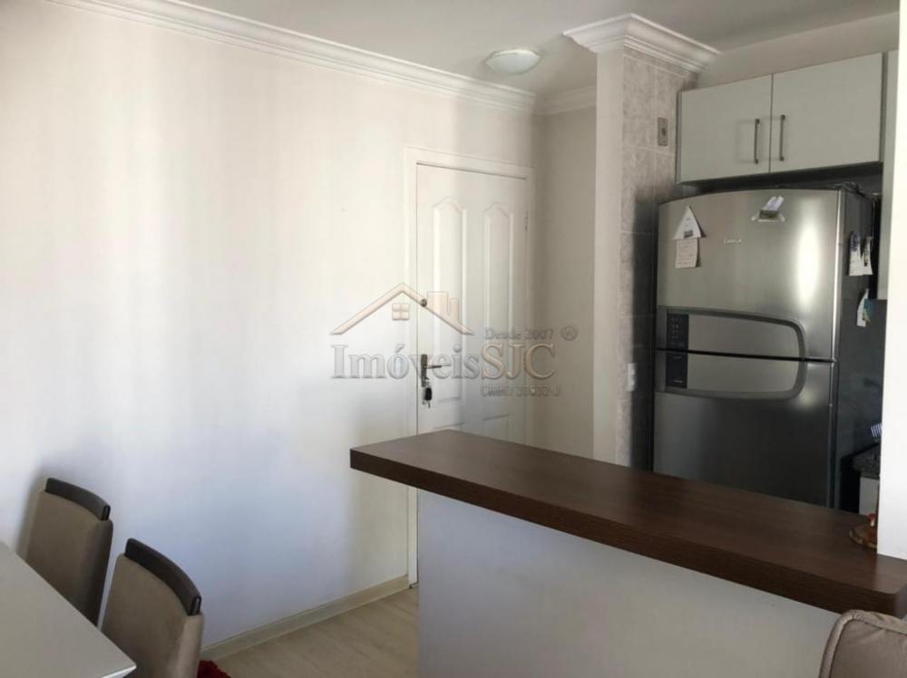 Comprar Apartamentos / Padrão em São José dos Campos R$ 295.000,00 - Foto 1