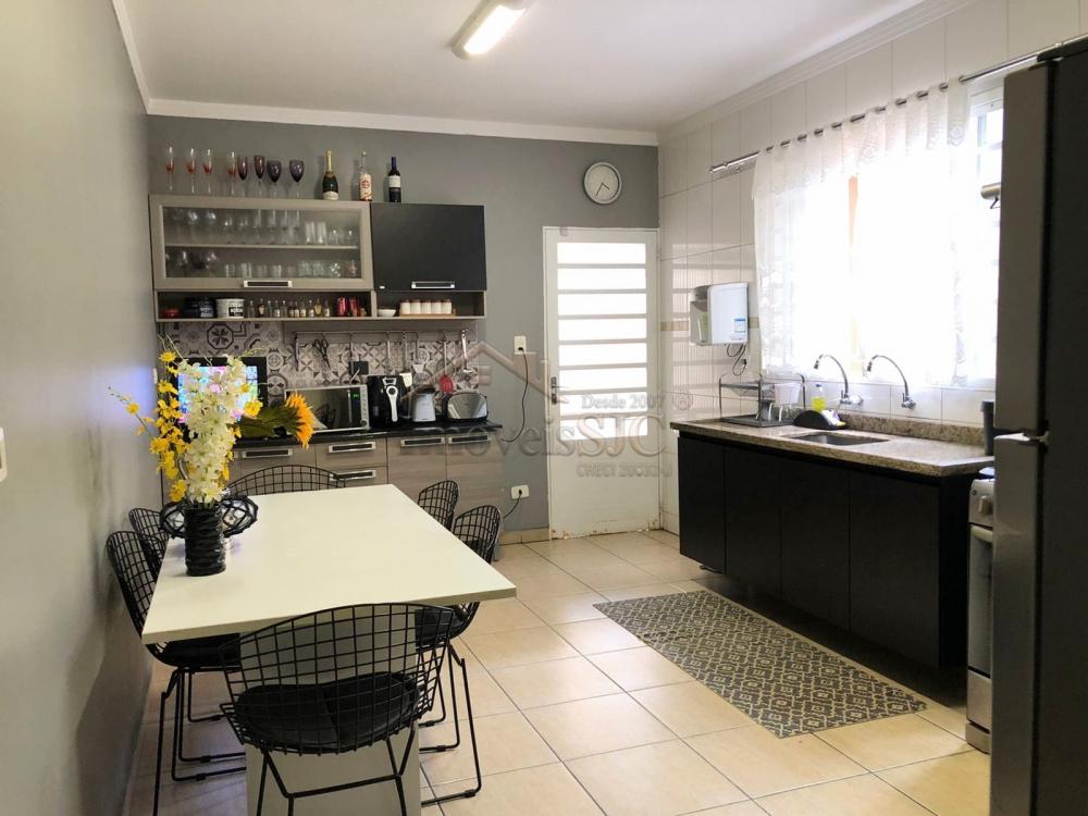 Comprar Casas / Padrão em São José dos Campos R$ 540.000,00 - Foto 2