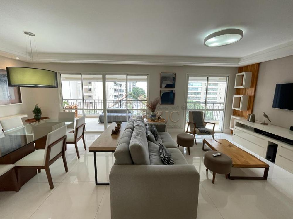Comprar Apartamentos / Padrão em São José dos Campos R$ 1.800.000,00 - Foto 2