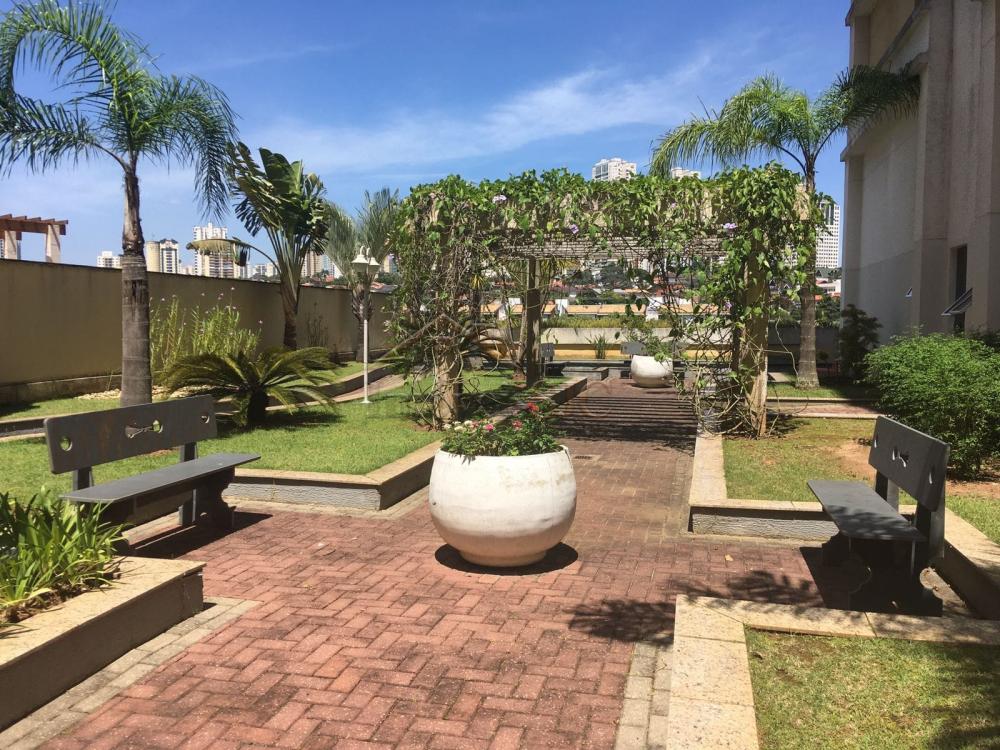 Comprar Apartamentos / Padrão em São José dos Campos R$ 650.000,00 - Foto 17