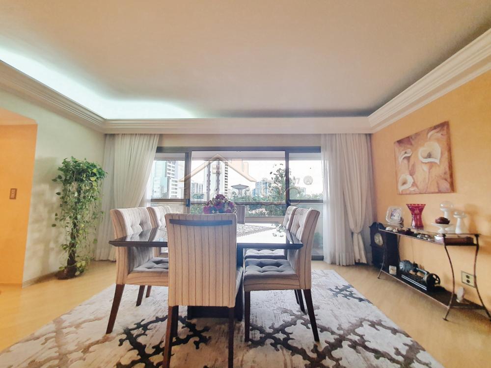 Comprar Apartamentos / Padrão em São José dos Campos R$ 750.000,00 - Foto 3