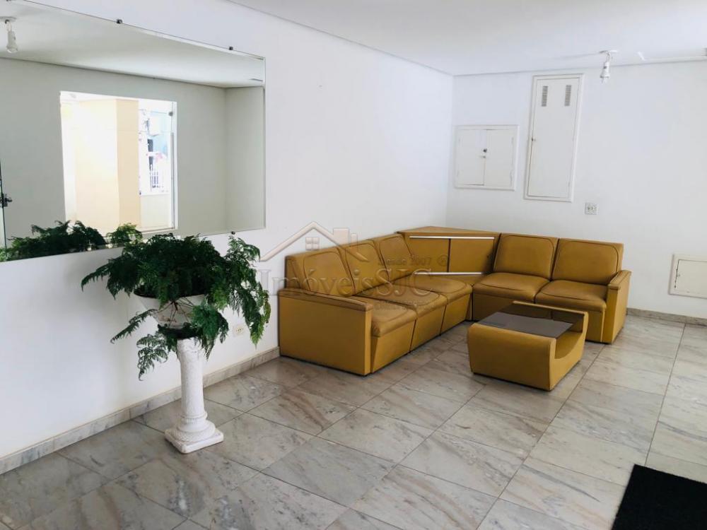 Comprar Apartamentos / Padrão em São José dos Campos R$ 380.000,00 - Foto 13