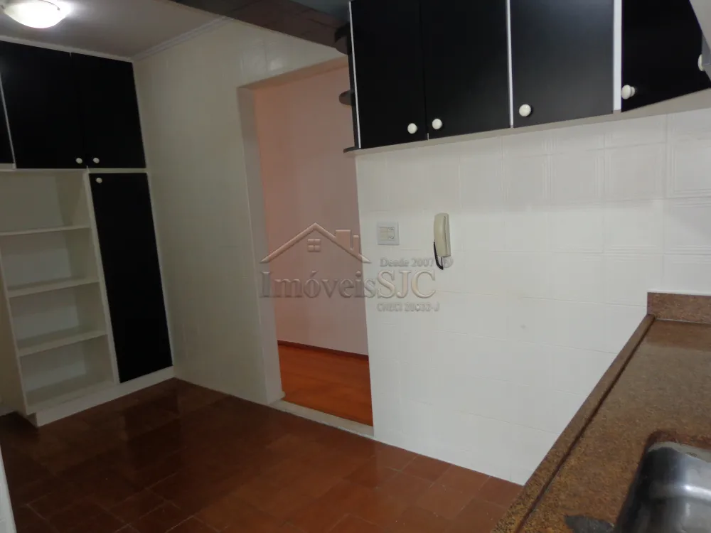 Comprar Apartamentos / Padrão em São José dos Campos R$ 350.000,00 - Foto 6