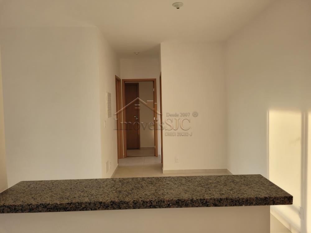 Comprar Apartamentos / Padrão em São José dos Campos R$ 375.000,00 - Foto 12