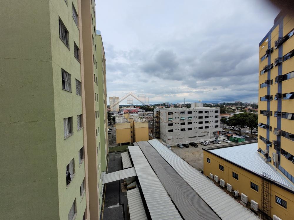 Comprar Apartamentos / Padrão em São José dos Campos R$ 390.000,00 - Foto 12