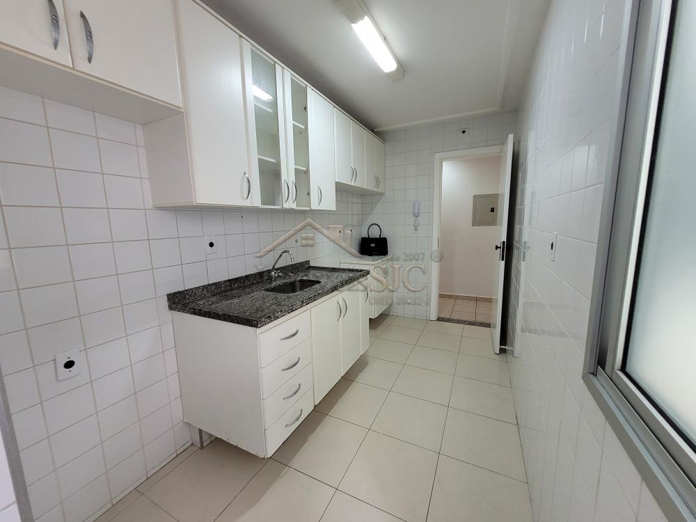 Comprar Apartamentos / Padrão em São José dos Campos R$ 390.000,00 - Foto 15