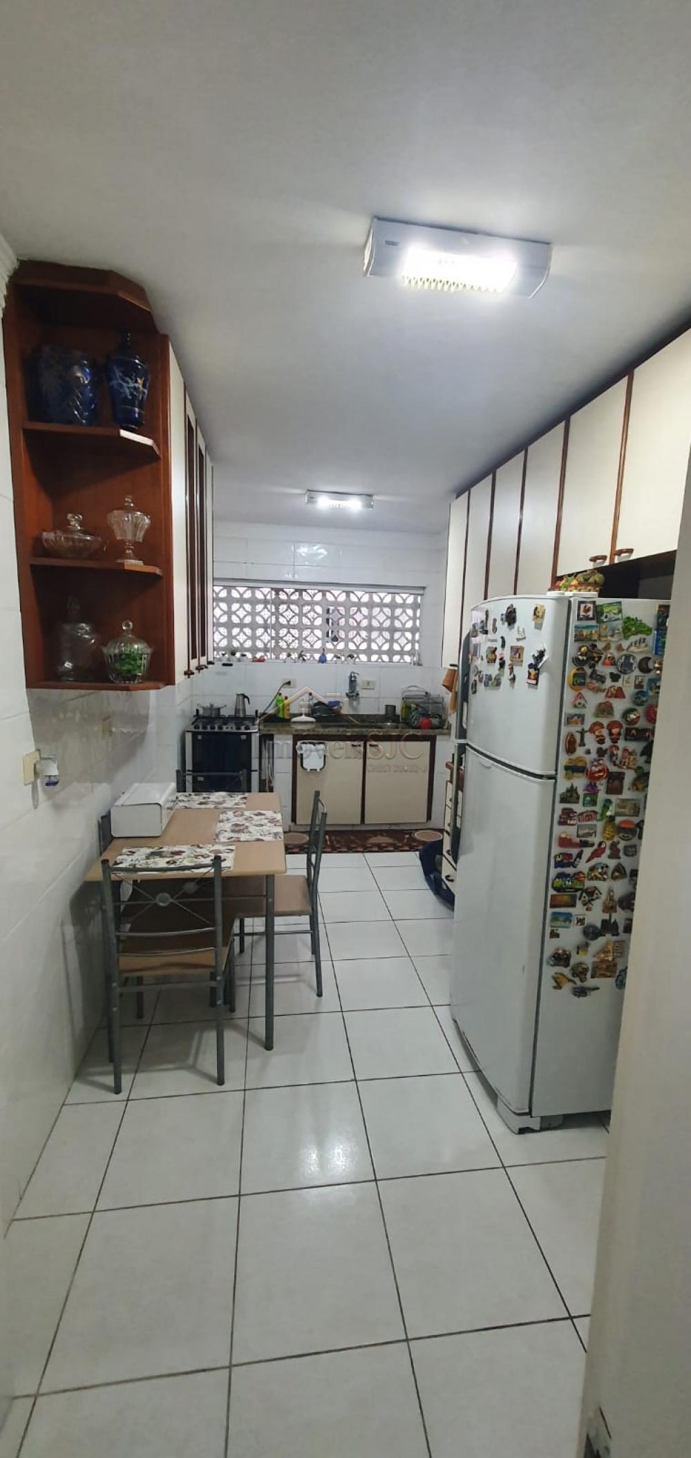 Comprar Apartamentos / Padrão em São José dos Campos R$ 405.000,00 - Foto 3
