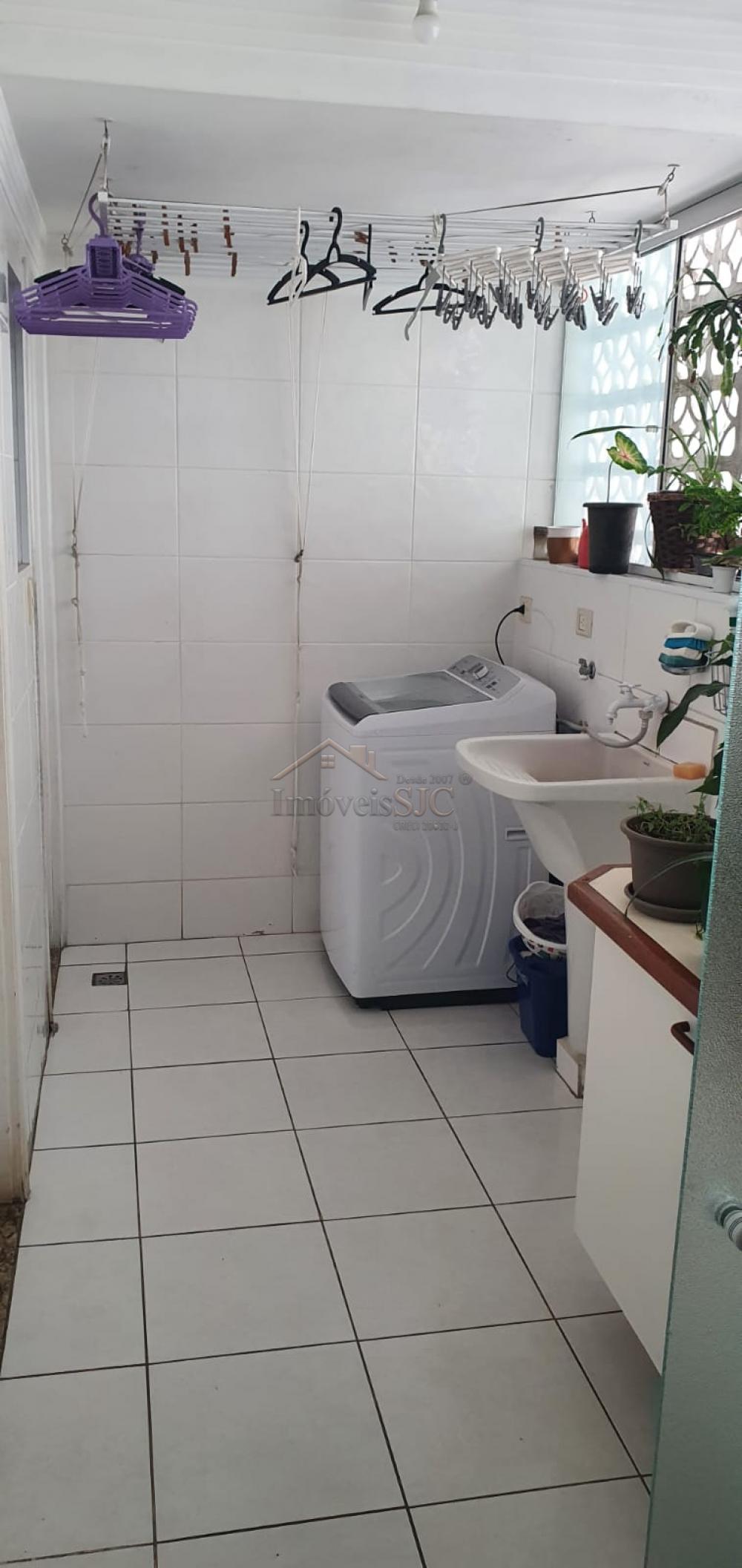 Comprar Apartamentos / Padrão em São José dos Campos R$ 405.000,00 - Foto 5