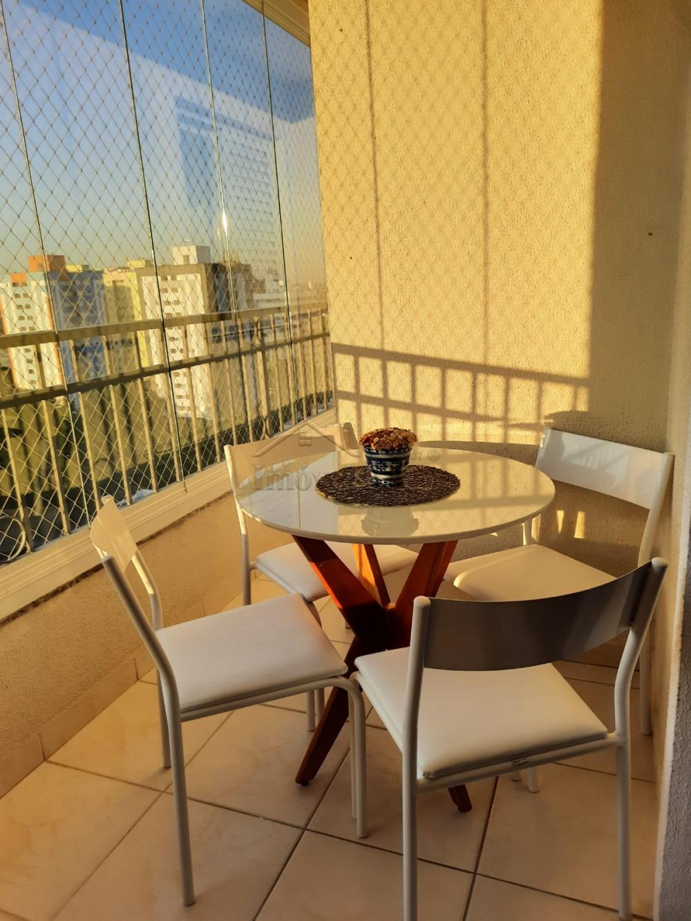 Comprar Apartamentos / Padrão em São José dos Campos R$ 750.000,00 - Foto 2