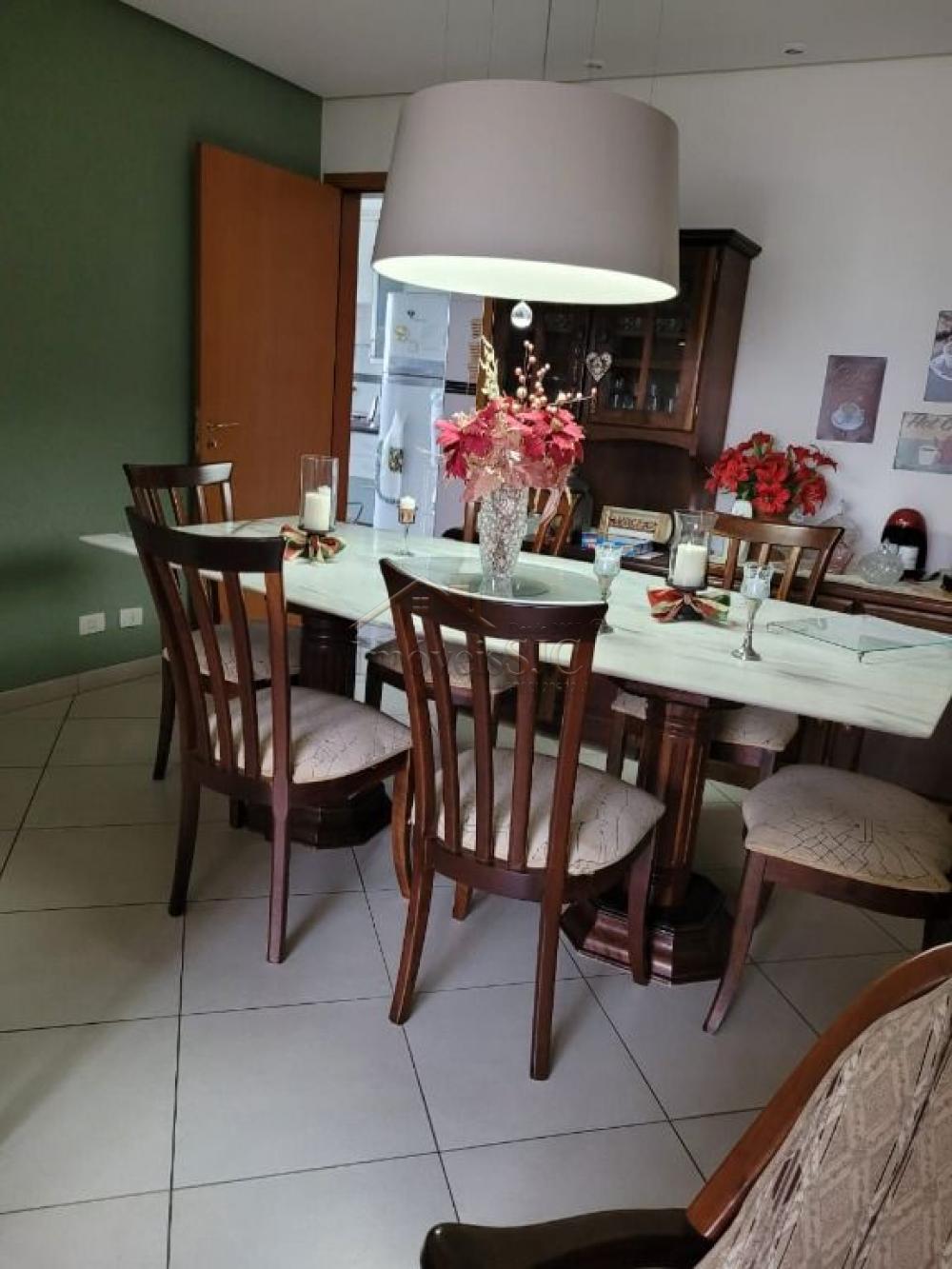 Comprar Apartamentos / Padrão em São José dos Campos R$ 1.040.000,00 - Foto 3