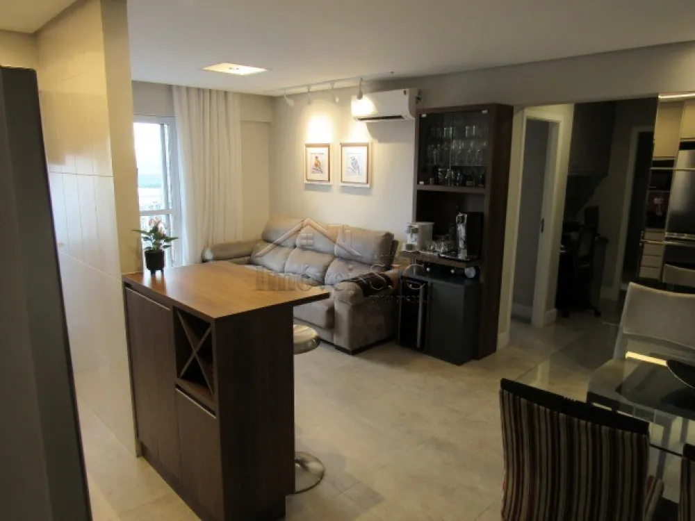 Comprar Apartamentos / Padrão em São José dos Campos R$ 795.000,00 - Foto 3