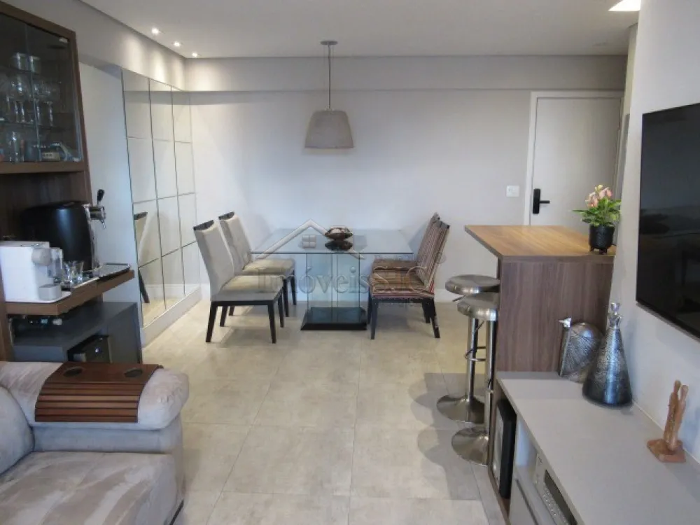 Comprar Apartamentos / Padrão em São José dos Campos R$ 750.000,00 - Foto 1