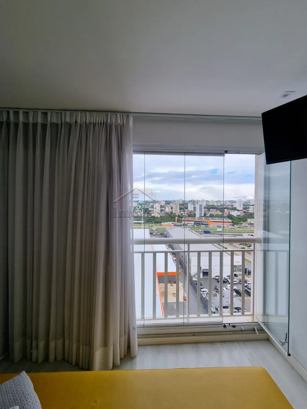 Comprar Apartamentos / Padrão em São José dos Campos R$ 650.000,00 - Foto 4