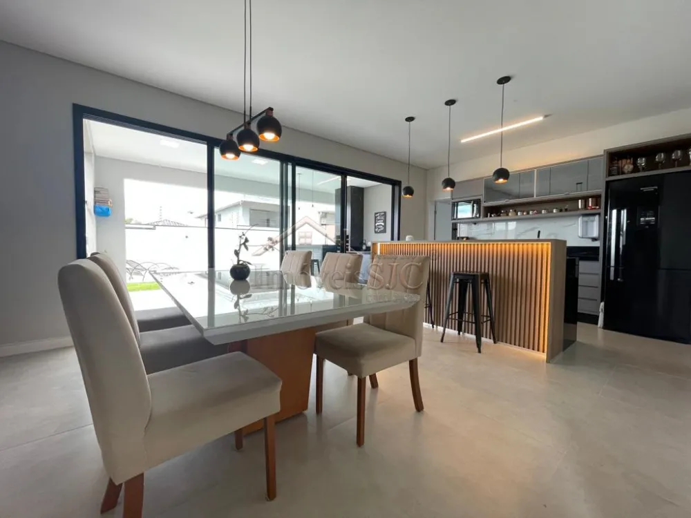 Comprar Casas / Condomínio em São José dos Campos R$ 2.400.000,00 - Foto 1