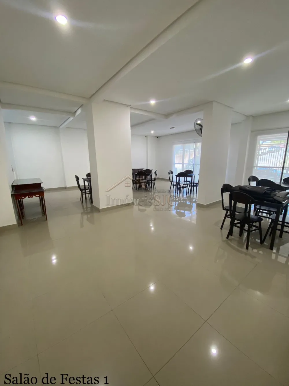 Comprar Apartamentos / Padrão em São José dos Campos R$ 450.000,00 - Foto 21