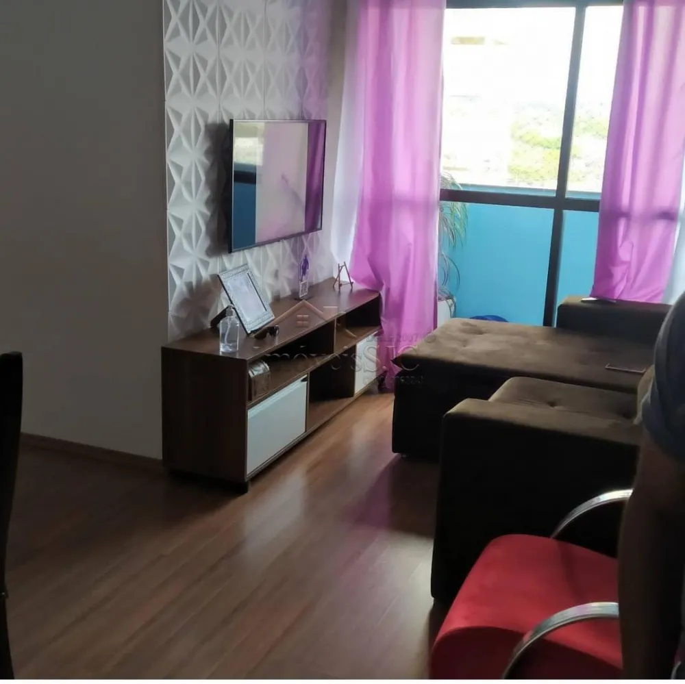 Comprar Apartamentos / Padrão em São José dos Campos R$ 355.000,00 - Foto 1