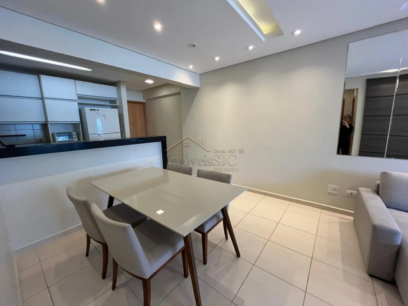 Alugar Apartamentos / Padrão em São José dos Campos R$ 4.500,00 - Foto 7