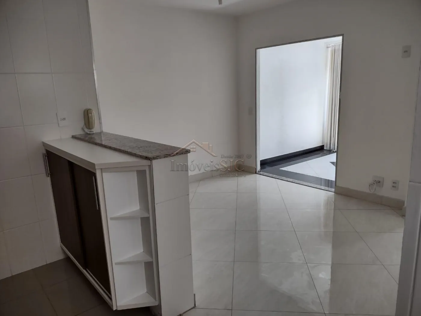 Alugar Apartamentos / Padrão em São José dos Campos R$ 2.500,00 - Foto 4