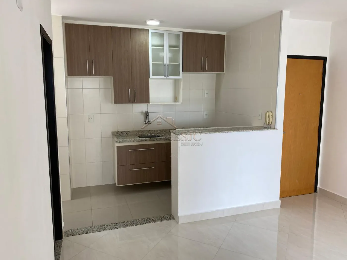 Alugar Apartamentos / Padrão em São José dos Campos R$ 2.500,00 - Foto 1