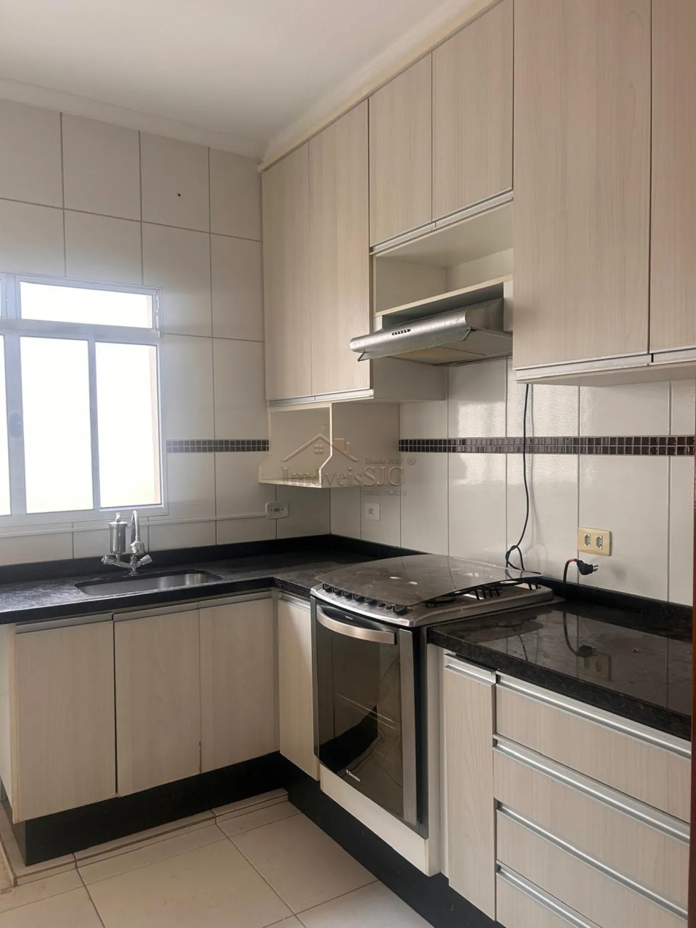 Alugar Casas / Padrão em Jacareí R$ 3.000,00 - Foto 5