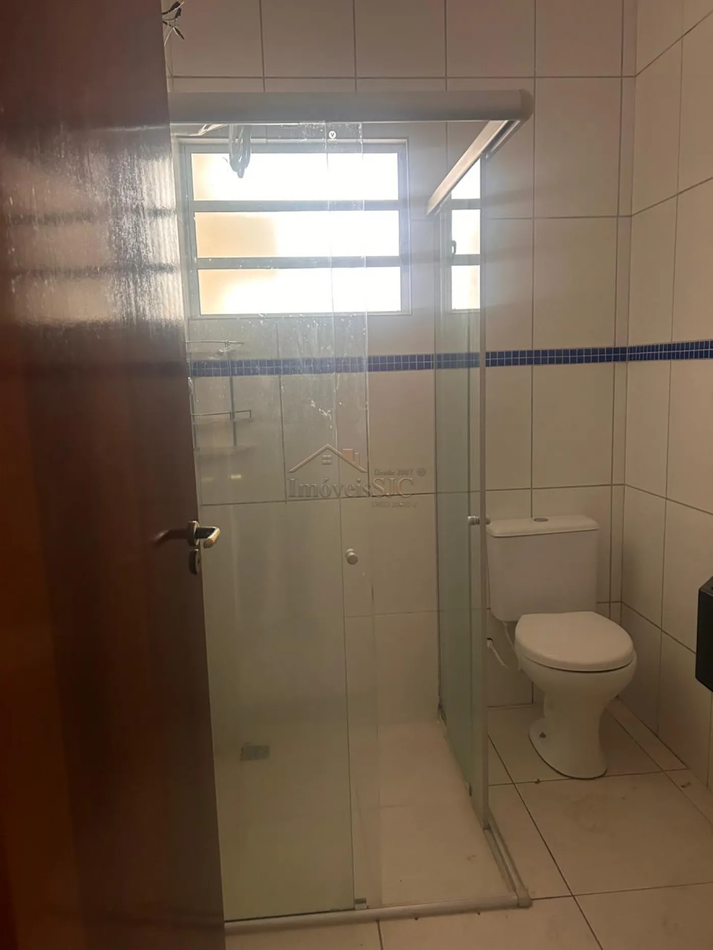 Alugar Casas / Padrão em Jacareí R$ 3.000,00 - Foto 12