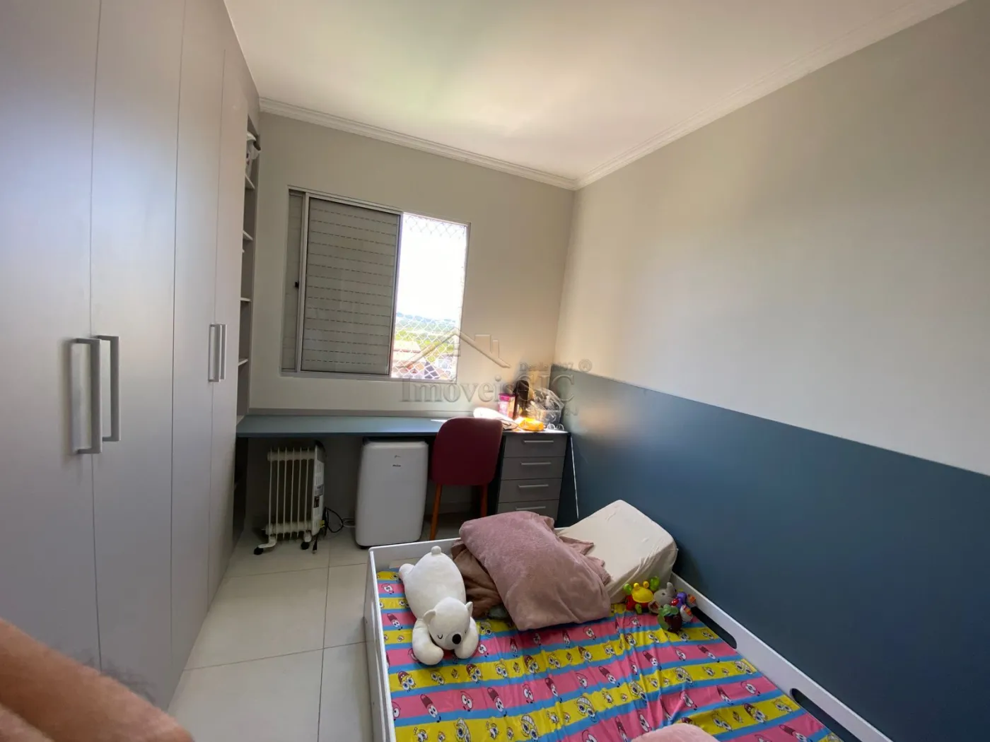 Comprar Apartamentos / Padrão em São José dos Campos R$ 450.000,00 - Foto 13