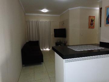 Alugar Apartamentos / Padrão em São José dos Campos. apenas R$ 1.500,00