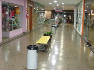 imagem 5 - Comerciais - Sala imagem 5 - Comerciais - Sala