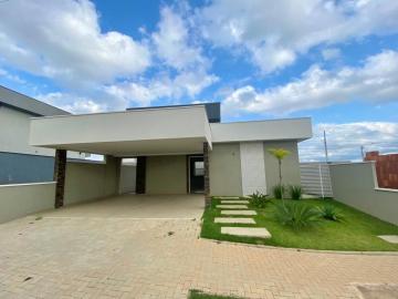 Linda casa à venda no condomínio Reserva Rudá