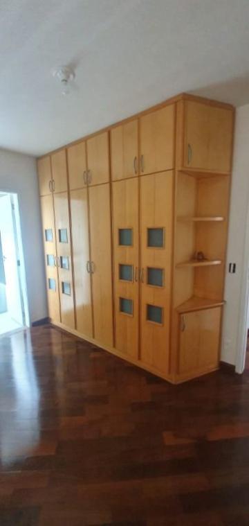 Apartamento com 4 dormitórios no Jardim Aquarius.