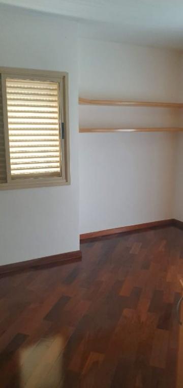 Apartamento com 4 dormitórios no Jardim Aquarius.