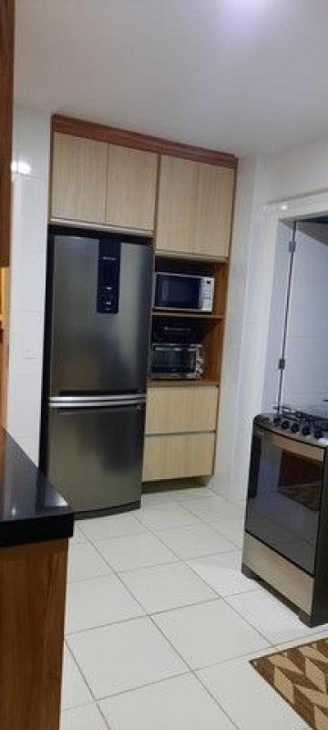 Alugar Apartamentos / Padrão em São José dos Campos. apenas R$ 890.000,00