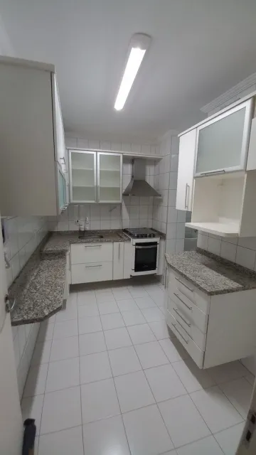 Apartamento no Jardim Satélite