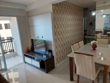 Apartamento no Jardim Aquárius.