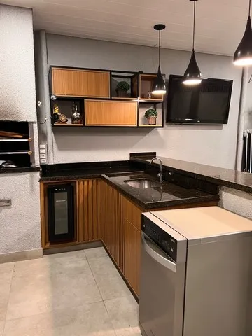 Alugar Casas / Padrão em São José dos Campos. apenas R$ 734.000,00