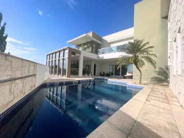Casa em condomínio fechado em São José dos Campos