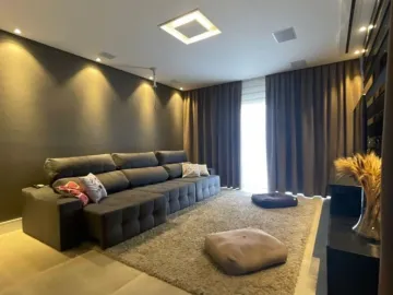 Casa em condomínio fechado em São José dos Campos