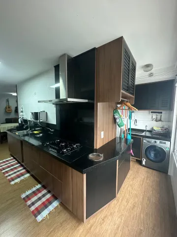 Venda de Apartamentos - Padrão no bairro Jardim Aquárius