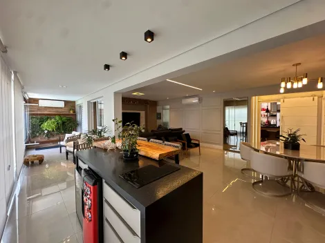 Alugar Apartamentos / Padrão em São José dos Campos. apenas R$ 8.000,00