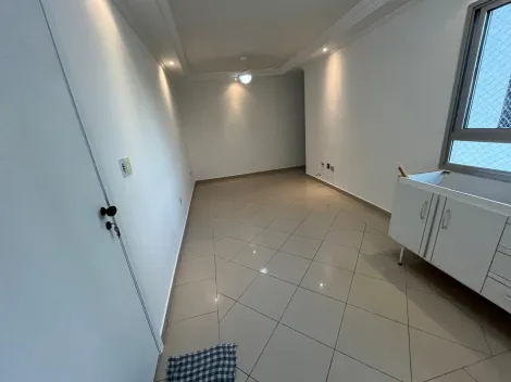 Alugar Apartamentos / Padrão em São José dos Campos. apenas R$ 2.200,00