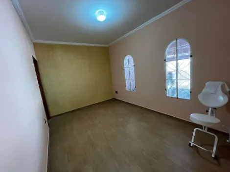 imagem 2 - Oportunidade! Casa ampla com 2 dormitórios em rua tranquila imagem 2 - Oportunidade! Casa ampla com 2 dormitórios em rua tranquila