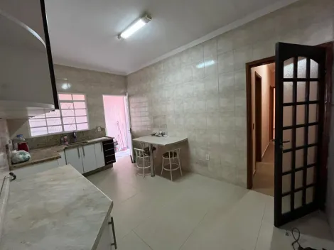 imagem 5 - Oportunidade! Casa ampla com 2 dormitórios em rua tranquila imagem 5 - Oportunidade! Casa ampla com 2 dormitórios em rua tranquila